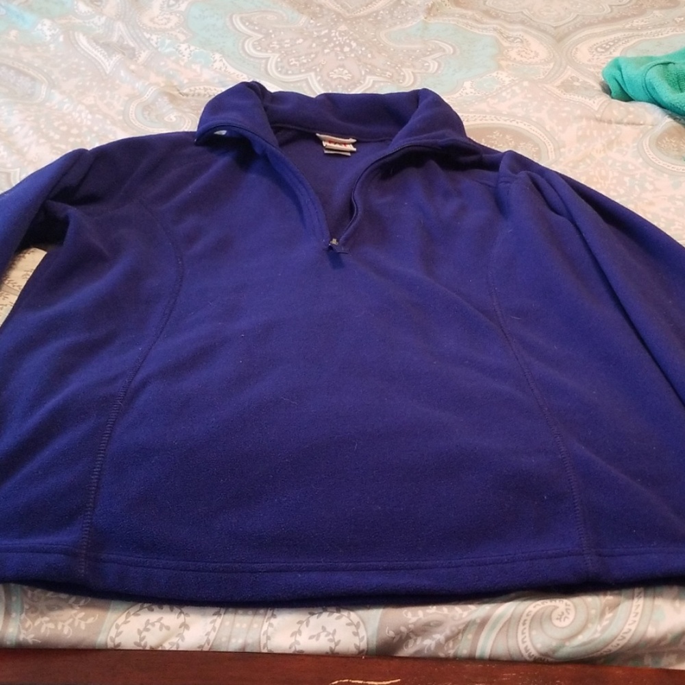 Pullover fleece sweater